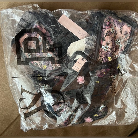 NWT For Love and Lemons x Victoria’s Secret Clara Bodysuit Size XS - Picture 6 of 10